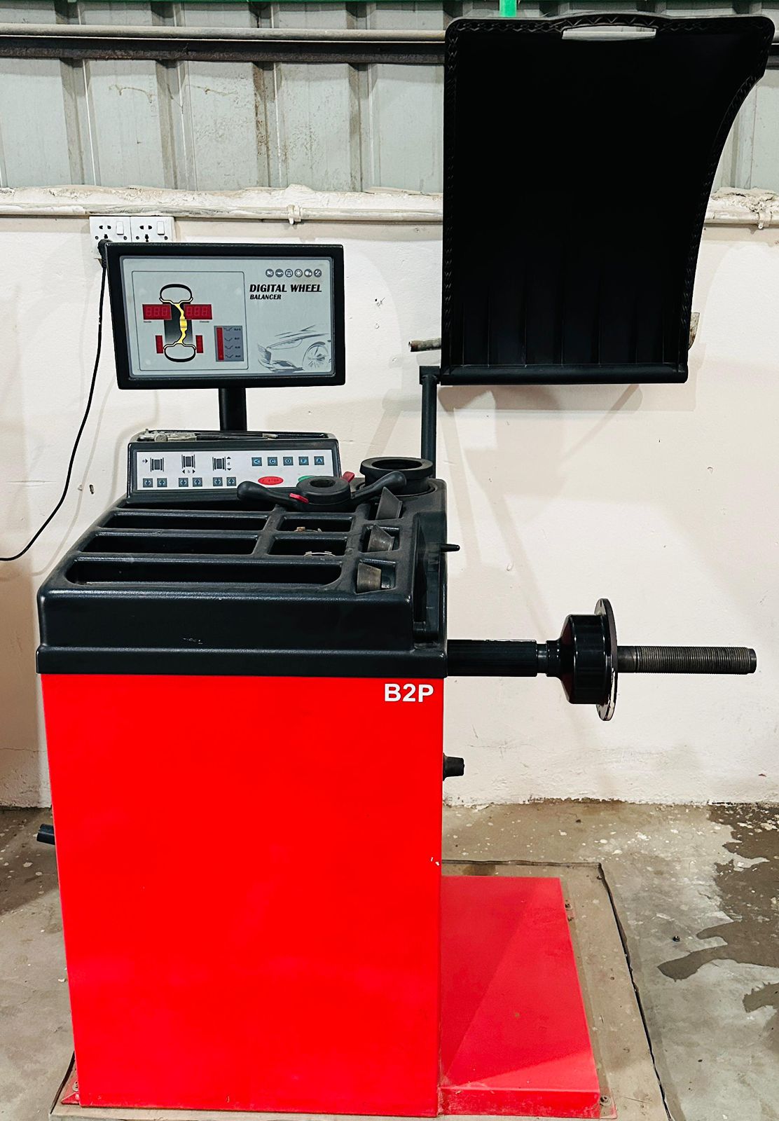 Digital wheel balancer machine at Speed Auto Care